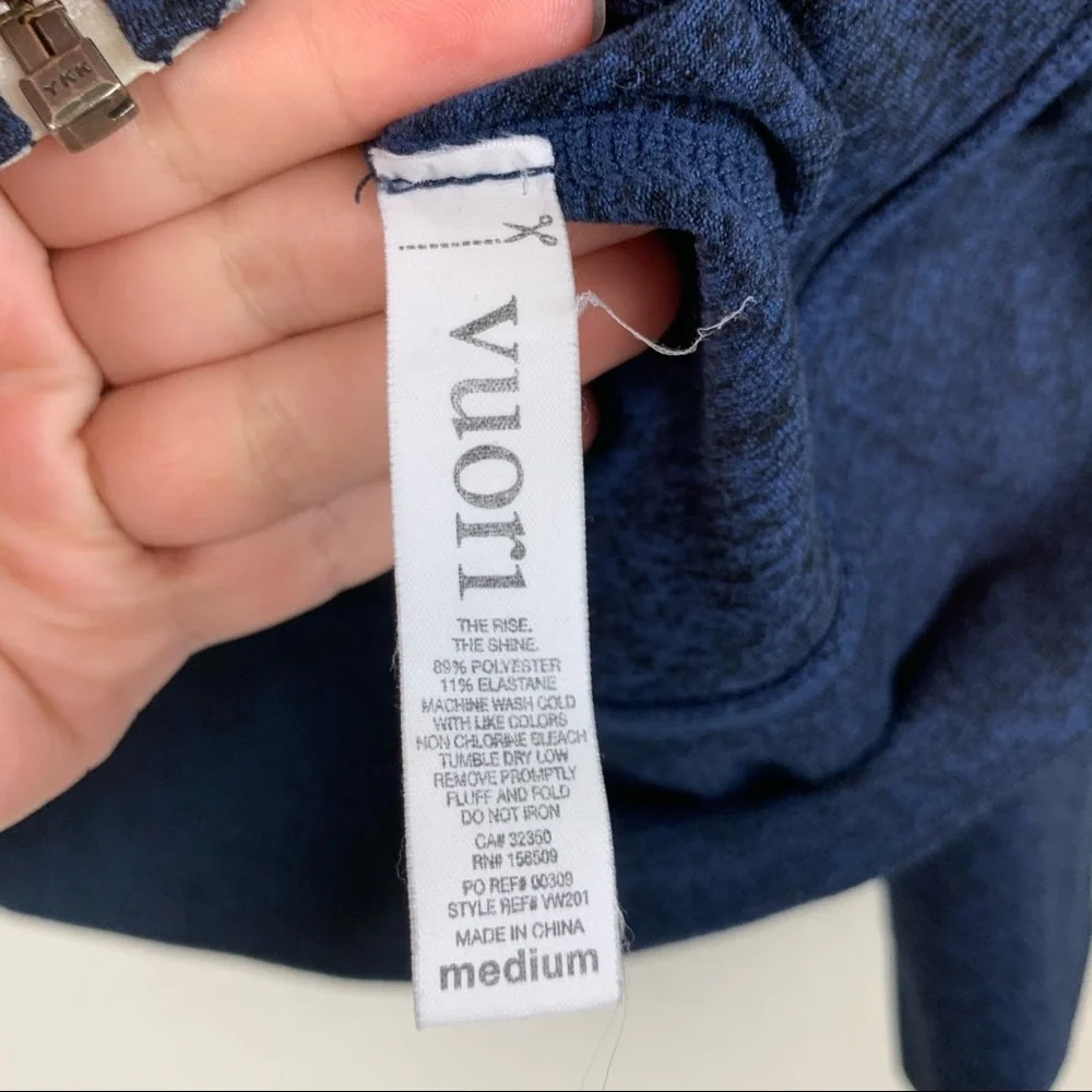 Vuori | Halo Performance Full Zip Hoodie Sweater - Picture 6 of 9